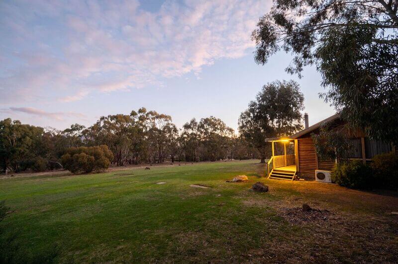 Happy Wanderer - The Grampians National Park