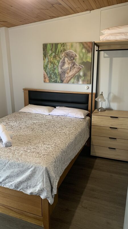 Deluxe 2 Bedroom Log Cabin