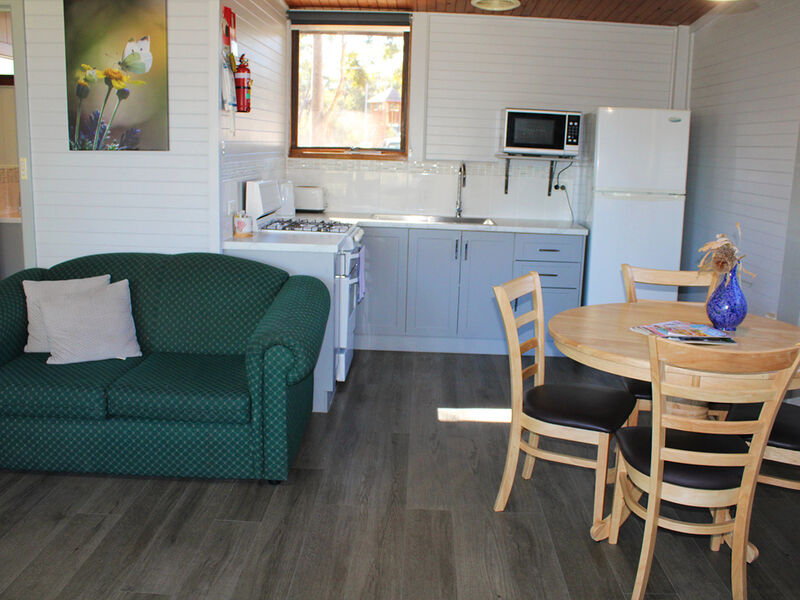 Deluxe 2 Bedroom Log Cabin